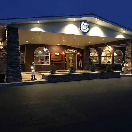 Landmark Motor Inn Glens Falls Eksteriør billede