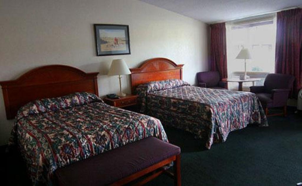 Landmark Motor Inn Glens Falls Værelse billede