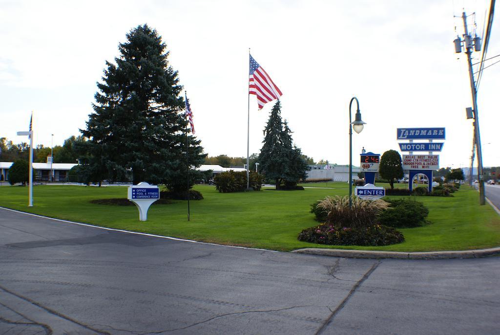 Landmark Motor Inn Glens Falls Eksteriør billede